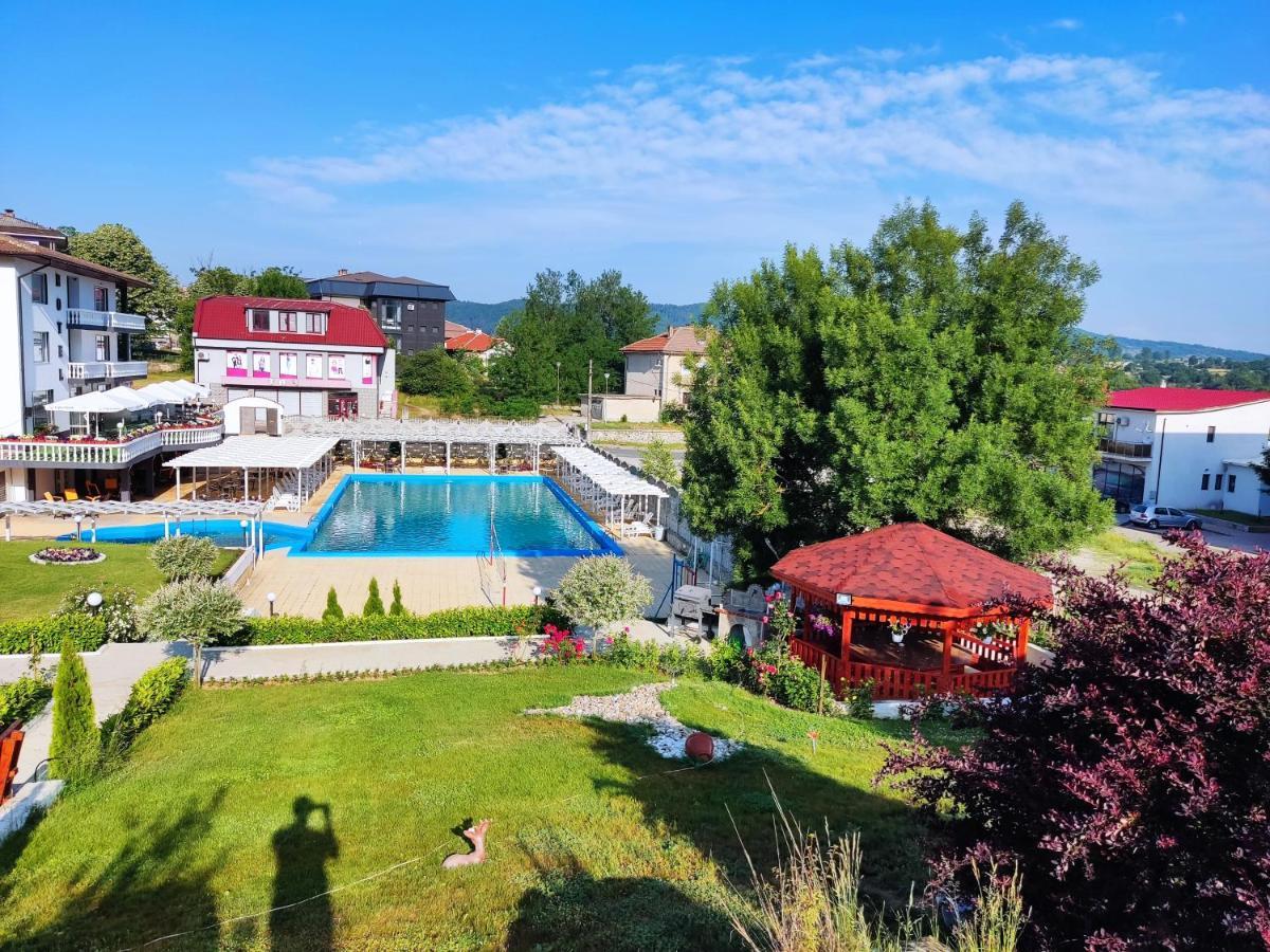 Hotel Elit Кирково Экстерьер фото